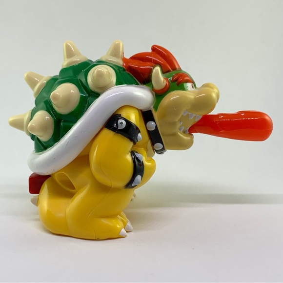 Nintendo Super Mario Brothers Bowser Shoots Fireball McDonalds Happy Meal 2017 - Picture 2 of 11